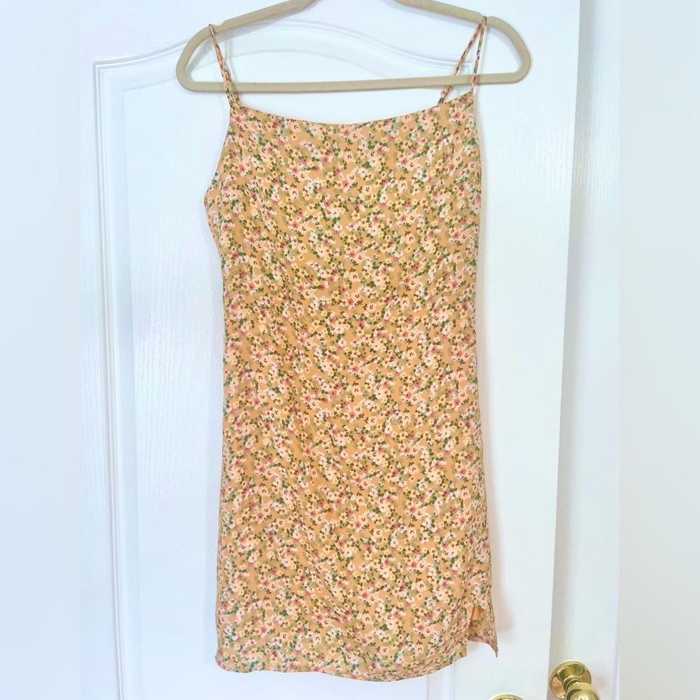 NWT Le Lis Yellow Floral Dress!